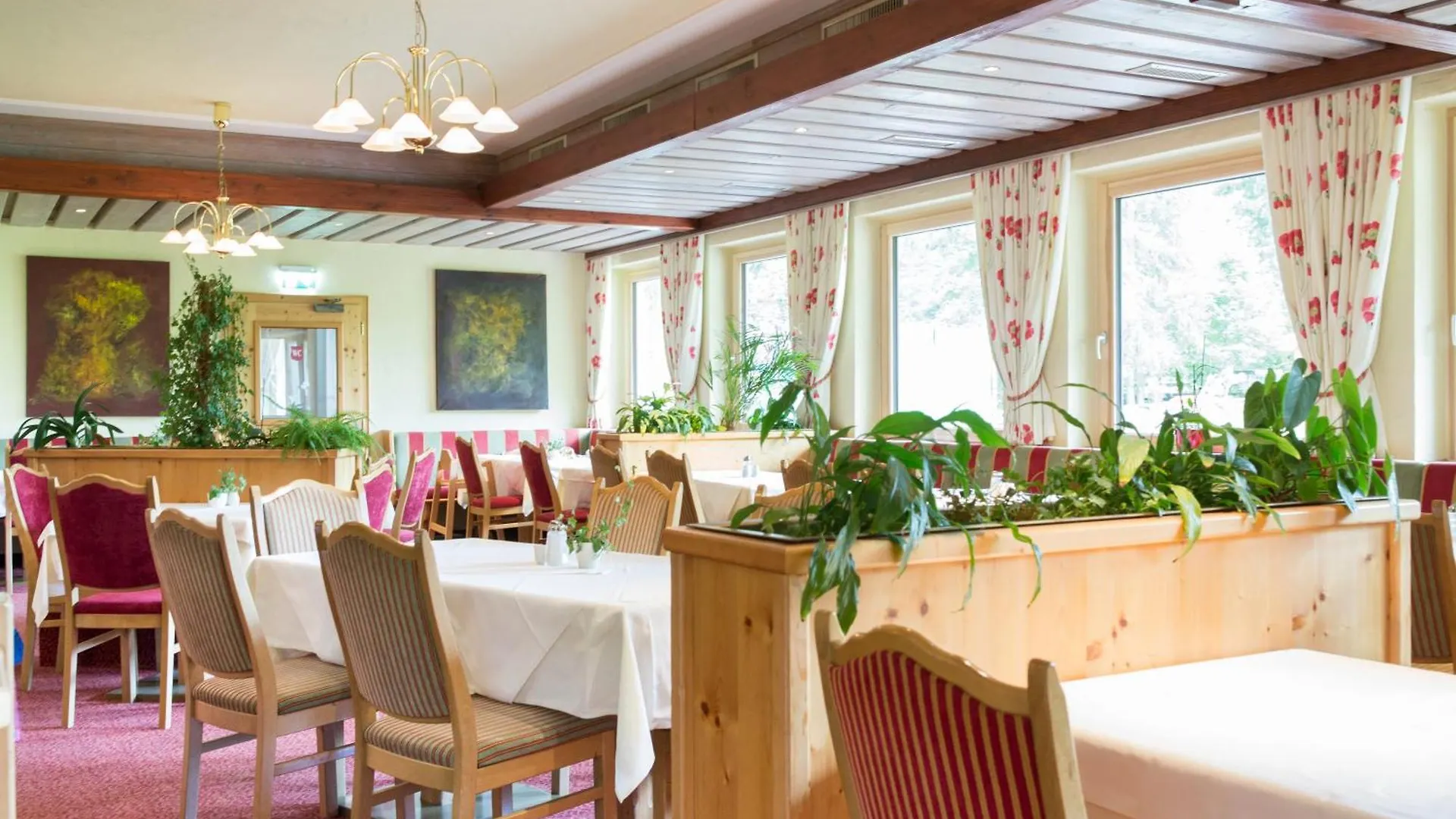Familienhotel Lengauer Hof Saalbach-Hinterglemm 4*,  Austria